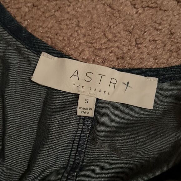 ASTR tie front sleeveless dress small - Picture 8 of 8